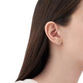 【無料ラッピング】  ヨンドシー 4℃ プラチナ ウーマンジュエリー プラチナ ピアス アイスブルーダイヤモンド ブランド 正規品 新品 ギフト プレゼント 人気 おすすめ 誕生日 記念日 クリスマス 送料無料