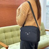 ミッフィー miffy ミニショルダーバッグ フェイス アイボリー ポシェット