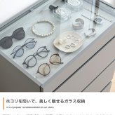 チェスト 3段 キャビネット ショーケース付き 収納棚 タンス アクセサリー収納 Panna パンナ ディスプレイ 収納 引き出し シンプル コンパクト 大容量 省スペース ガラス天板 飾れる 大理石柄 石目柄 幅60 かわいい