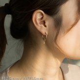 ピアス フープ つけっぱなし リング 太め 大ぶり アレルギー対応 ステンレス 幅2.5mm × 内径 16mm 20mm 中折れ 大人 上品 通勤 オフィス シンプル