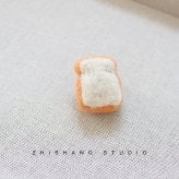 ハンドメイド風 羊毛フェルト ブローチ ピン バゲット クッキー 目玉焼き 徽章 4点 セット ギフト かわいい 雑貨 パン スイーツ