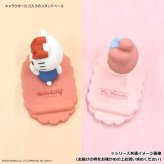 ハローキティ スマホスタンド マスコット 卓上 可愛い サンリオ キャラクター グッズ 雑貨 携帯置き スマホホルダー 動画視聴 シリコン製 おしゃれ プレゼント ギフト サンリオ正規ライセンス品