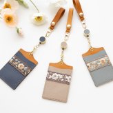 パスケース リール付き 【 インド刺繍 01 × シュリンクレザー 】 本革 レザー 刺繍 リボン 定期入れ 新生活
