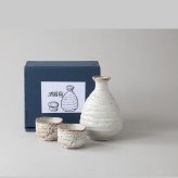 錆志野 手造り風酒器揃 磁器 美濃焼 やきものの里から、暮らしを贈ります。　ギフト 食器 セット テーブルウェア