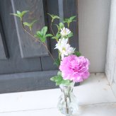 ≪受注制作≫ カーネーション デージー 魔法の水 マジカルウォーター インテリア 造花 ギフト プレゼント 仏前339
