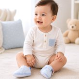 ベビーシューズ 赤ちゃん 通販 ファーストシューズ 女の子 くつ クツ シューズ 靴 かわいい おしゃれ 履きやすい 子ども キッズ キッズ用品 ベビー用品 こども 子供靴 男の子 歩き始め 保育園 入園式 オールシーズン 滑り止め 着脱簡単