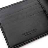 ボッテガヴェネタ BOTTEGA VENETA 二つ折り財布 メンズ レディース イントレチャート 本革 レザー ブラック 黒 小銭入れ付き カード4枚 札入れ コンパクト財布 749412 V3US1 8803