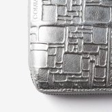 コムデギャルソン COMME DES GARCONS EMBOSSED LOGOTYPE エンボス ロゴタイプ Bifold Wallet 二つ折り財布 SA2100EG ユニセックス 財布