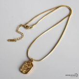 ステンレス シーリングワックス ネックレス 2カラー ペンダント チューリップ レディース アクセサリー 封蝋 オーバル 花モチーフ 立体 レリーフ 縁取り クラシカル アンティーク風 上品 大人可愛い フェミニン きれいめ カジュアル