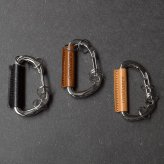 【正規販売】オロビアンコ カラビナ キーリング 革 キーホルダー レザー キーチェーン ホルダー レザーカラビナ Orobianco メンズ 男性 プレゼント ギフト おしゃれ 大人 高級 ビジネス 牛革 日本製 父の日 ブラック キャメル ベージュ迷彩 カモフラ スマートキー 誕生日 プチギフト
