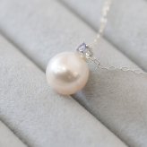［pearl608］8mm - 8.5mm ホワイトピンク ペンダント ネックレス 12月 誕生石 タンザナイト あこや真珠