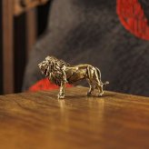 ライオン 置物 ミニチュア アンティーク調 真鍮風 ミニフィギュア 動物 オブジェ インテリア 雑貨 デスク 飾り コレクション レトロ アニマル 小さい