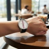 ヴェルサーチェ 腕時計 メンズ ホワイト シルバー ブラック 42mm VERSACE V-VERTICAL シリコンベルト スイス製 メンズ腕時計 軽量 ブランド おしゃれ プレゼント ギフト 卒業 入学 お祝い