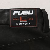 FUBU フブ レザーパンツ メンズ レディース fam-61502 フェイクレザー バギーパンツ ワイドパンツ 5ポケット 合皮 ルーズシルエット ジーパン ストリート ヒップホップ ダンス カジュアル ボトムス 32 34 36 38 2026 Karlas