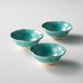 瀬戸焼 ブルー貫入 花型鉢3P 2600  内祝 内祝い お祝 御祝 記念品 出産内祝い プレゼント 快気祝い 粗供養 引出物