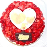 クリスマスハートいちごアイスケーキ６号 [クリスマスケーキ アイスクリームケーキ クリスマスギフト プレゼント 女性人気]