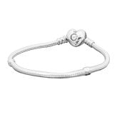 ボックス・ショッパー付 PANDORA(パンドラ) ★ Moments Heart & Snake Chain Bracelet ★モーメント ハート＆スネークチェーン ブレスレット ★ チャーム ブレスレット カスタマイズ アクセサリー シンプル 日常使い 誕生日 記念日 母の日 プレゼント ギフト