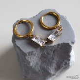 ステンレス 大粒ジルコニア フープピアス 2カラー レディース スクエア 長方形 一粒 揺れる ドロップピアス リングピアス シルバー ゴールド きれいめ 上品 華やか 大ぶり 存在感 耳飾り 女性用 アクセサリー 両耳用2点セット