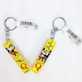 ディズニー ミッキー＆ミニー イニシャルキーホルダー Q グッズ  (MCOR)