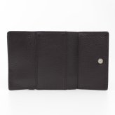 モンテスピガ　monte SPIGA　三つ折り財布　コンパクト財布　MOSMSP501DBR　ダークブラウン　濃茶　シュリンクレザー　牛革　トライフォード ウォレット