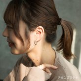ピアス チタン フープ ハーフ 大きめ 純チタン 幅2mm×直径20mm 全8色 アレルギー対応 医療用 日本製 おすすめ メンズ レディース 片耳 1個 かわいい カラフル