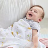おくるみ スワドル 3枚セット 出産祝い aden+anais エイデンアンドアネイ イヤーオブザスネイク コットンモスリン ダブルガーゼ 大判 約120cm 新生児 退院 内祝い 出産内祝い 男の子 女の子 ギフト 専用ボックス入り ガーゼケット ブランケット 授乳ケープ おむつ替えシート