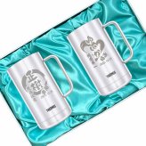 名入れ ビールジョッキ サーモス ペア 名前入り プレゼント 真空断熱 保温 保冷 食洗器 対応 ステンレス ステンレスジョッキ 彫刻 刻印 印字 グラス コップ ビアグラス おしゃれ ビールグラス 父の日 母の日 誕生日 結婚祝い 無料 ラッピング ジョッキ ネーム入れ 男性 女性 バースデー ギフト 720 ml 化粧箱 入り JDK-721 ビアジョッキ セット 円背景 EH35