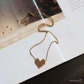 ステンレス ピクセルハートネックレス 18KGP ドット レディース ハートモチーフ ゴールドカラー 小ぶり ペンダント 首飾り 大人可愛い きれいめ 上品 おしゃれ 女性用 アクセサリー デイリー 普段使い トレンド 注目 旬