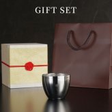 【 送料無料 】【 名入れ 燕製二重ステンレスぐい呑み 70ml  】 誕生日プレゼント 男性 名前入り グラス 保温 保冷 名前入り ギフト 燕 お酒 日本酒 おちょこ 日本製 名入り 誕生日 プレゼント 父 夫 旦那 退職 上司 送別会 記念日 名 名前 入り 入れ 