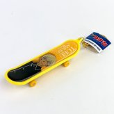 安室透 スケボーキーホルダー スケボー キーチェーン コナン 安室 イエロー   (MCOR)