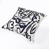 マリメッコ marimekko クッションカバー 50×50cm ヌードクッション セット Ensikukat エンシクカット オフホワイト ダークブルー 76027 076027 850 北欧雑貨 北欧デザイン 送別会 誕生日 お中元 結婚祝い 結婚式 高級 父の日 母の日 ホワイトデー