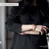 本革 継ぎ目なし レザーバングル 8カラー ブレスレット メンズ レディース 兼用 シンプル 腕輪 太め アクセサリー 丸型 無地 プレーン カジュアル 大人 おしゃれ 重ね付け 手元 特注品 入手困難