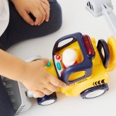誕生日プレゼント Hola Toys オラトイズ 音がいっぱい はじめてのリモコンショベルカー リモコンカー ラジコン はたらく車 働く車 重機 乗り物 のりもの おもちゃ 音が鳴る メロディ ライト 自動走行 ごっこ遊び 知育玩具 1歳半 18カ月 2歳 3歳 男の子 女の子 お祝い ギフト