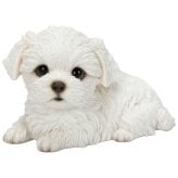 置物 woobia ウービア 犬 白い犬 リラックスマルチーズ 白 幅15.8cm 伏せ 小型犬 寝そべり リアル 本物そっくり イギリス生まれ 職人手彩色 縁起物 戌年 玄関 インテリア 新築祝い 引っ越し祝い 開店祝い 出産祝い 誕生日 お祝い ギフト プレゼント 犬好き マルチーズ好き