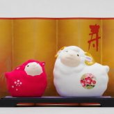 開運干支　未　紅白小  A-1 景品 記念品 粗品 ノベルティ 名入れ 御挨拶 ご挨拶
