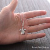 ハワイアンジュエリー ネックレス ホヌ ネックレス 刻印 無料 誕生石入れ可 ハート ホヌ シンプル お守りモチーフ 約11mm シルバー925 ギフトラッピング可能 チェーン 長さ選べる プレゼント ハロウィン 【品番：CG-SP22901】