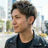 【在庫限り】イヤーカフ メンズ 金属アレルギー対応 ステンレス 三角形 フェイクピアス ノンホール ピアス穴不要 中折れ フープ 黒 シルバー 片耳 1個 男性 韓国 アクセサリー かっこいい イヤリング
