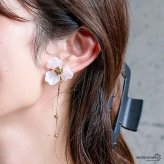 ステンレス お花のピアス 18KGP 両耳用 2点セット レディース フラワー ロング 揺れる ホワイト ゴールドカラー 大ぶり 花びら 立体 透明感 上品 華やか 大人可愛い フェミニン 耳飾り アクセサリー 存在感 ボリューム