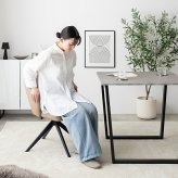 ダイニングチェア 回転 肘付 レザー 1脚 ダイニング チェア 椅子 Poeler ポワレ 食卓 リビング 黒脚 疲れにくい デスクチェアー キッチン アイアン 回転式チェア キャスター無し イス 肘付き 新生活