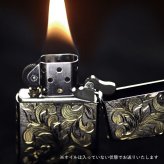Zippo ライター ジッポライター 愛煙家 喫煙 真鍮 クロムサテーナ クロムメッキ スリムタイプ #1600 スクロール模様 5面手彫り ハワイアンジュエリー ブランド かっこいい おしゃれ ジッポーライター BY THE SEA バイザシー 彼氏 夫 男性 メンズ プレゼント ハロウィン 【品番：FL103C】