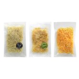 前田家 3種類から 選べる 花チーズ ブラックペッパー/スモーク/レッドチェダー 1袋/2袋/3袋 削りチーズ チータラ チーズ ちーず サラダ パスタ トッピング おつまみ 珍味 メール便 送料無料 MAEDAYA