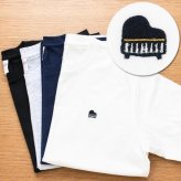 名入れ無料 名前入りTシャツ tシャツ ピアノ 厚手 メンズ レディース 半袖 クルーネック ワンポイント刺繍 ユニセックス S M L XL 6.2オンス コットン 綿 ホワイト 白 ブラック 黒 アッシュ ライトグレー ネイビー 紺 母の日 プレゼント【t39】【送料無料】