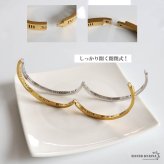 ステンレス メタルバングル ローマ数字 お洒落 ブレスレット 幅2タイプ ゴールド 18KGP シルバー ピンク きらきら ストーン 高級感 楕円 開閉式 ラグジュアリー 腕輪 レディース 女性 金属アレルギー対応