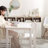 キャビネット フレンチアンティーク アンティーク調 チェスト キッチンボード 引き出し リビング収納 本棚 ディスプレイ収納 タンス おしゃれ 木製 韓国 フレンチ ホワイト 白家具 バイカラー: 部屋をスッキリカッコよく! 扉付き 収納棚 新生活