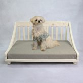 ペットベッド giocoso パイン材 天然木 S・M ライトブラウン・ホワイト W52.5xD42.8xH34cm 犬 猫 ペット家具 ペット用品 ライトブラウン ホワイト おしゃれ