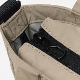 エーグル AIGLE ミニトートバッグ CITY 撥水 2WAYミニショルダーバッグ 2L リサイクルナイロン ショルダーバッグ 手持ち メンズ レディース ZNHBX52