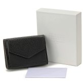 メゾン マルジェラ　Maison Margiela　三つ折り財布　S36UI0416 P4455 T8013　ブラック　レザー　コンパクト財布　ミニウォレット