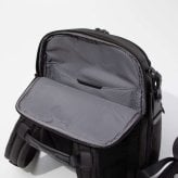 トゥミ TUMI ALPHA BRAVO アルファ ブラボー Navigation Backpack ナヴィゲーション バックパック 0232793D 142479 0232793DGMT 159082 リュックサック メンズ バッグ ブラック 防水加工 ラップトップ収納 PCポケット 収納力 大容量 通勤 ビジネス