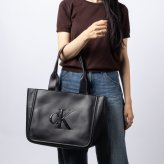 カルバンクライン Calvin Klein BOLD CK MEDIUM TOTE ボールド ミディアム トート LV04F3218G トートバッグ レディース バッグ