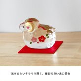 干支 置物 薬師窯 クリスタル未 (福梅) 95 干支の置物 羊 未 未年 ガラス ひつじ ヒツジ 2027年  干支置物 薬師 窯 の 置物 飾り 2027 迎春 正月 縁起 粗品 景品 伝統工芸・陶器の和遊感